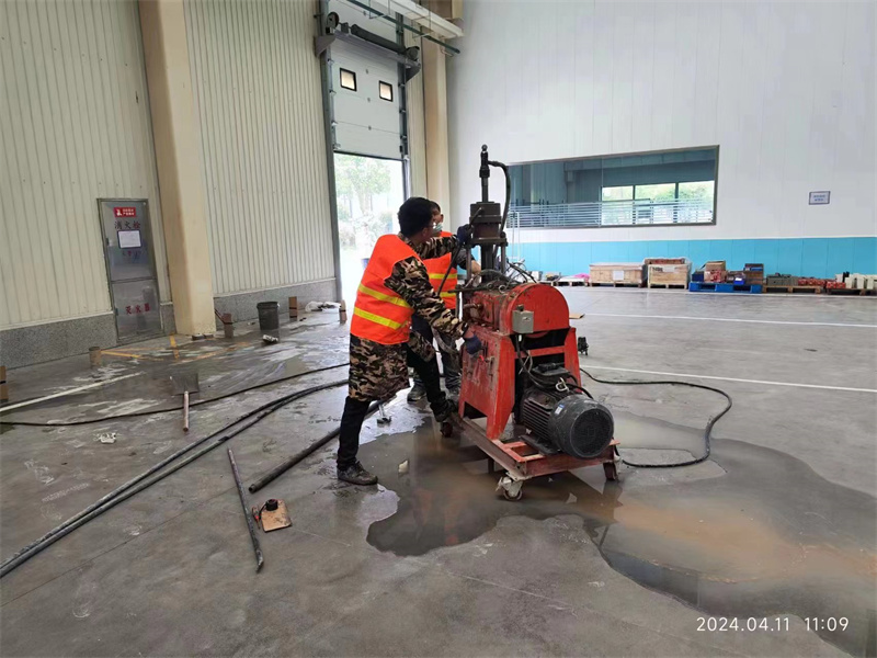 永年厂房地面下沉塌陷注浆加固施工